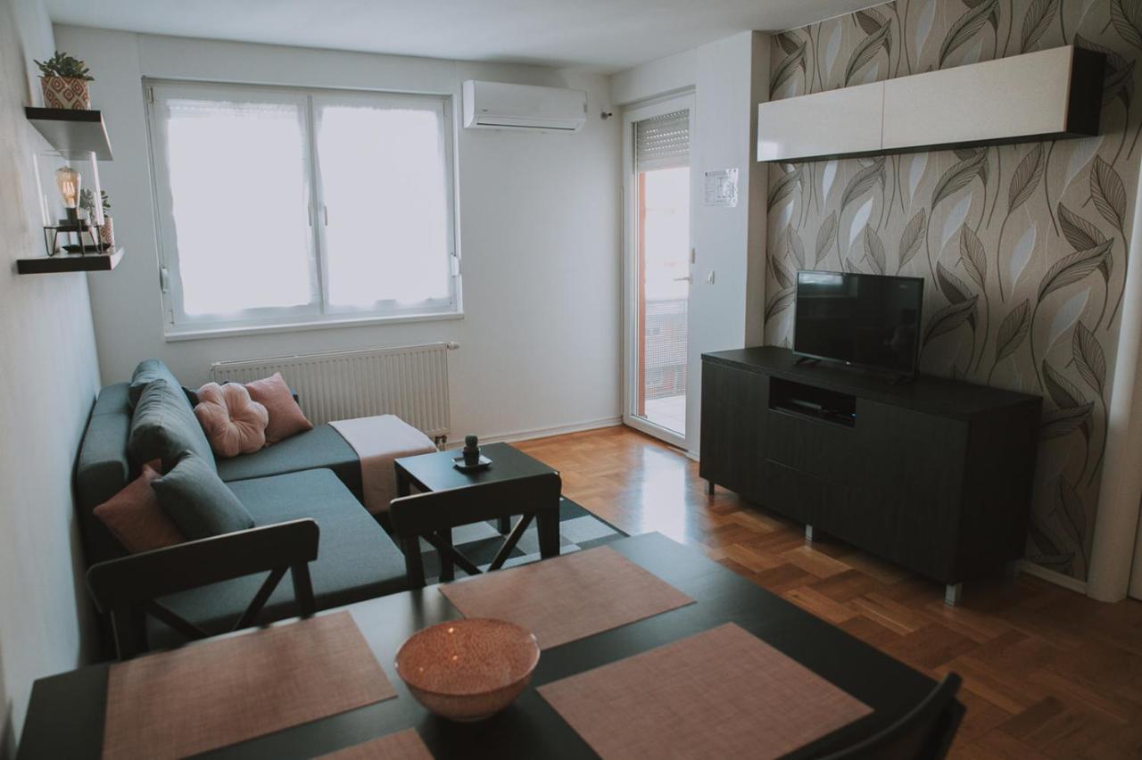 Apartment Nika, Arena Záhřeb Exteriér fotografie